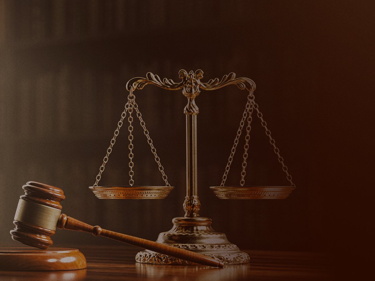 العقد الذكي للمحاماة والاستشارات القانونية